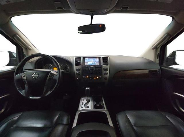 Photo of 2015 Pearl White Nissan Armada