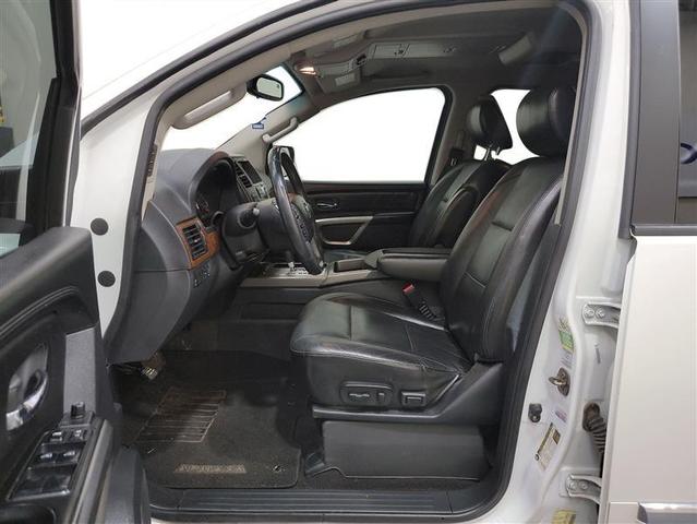 Photo of 2015 Pearl White Nissan Armada