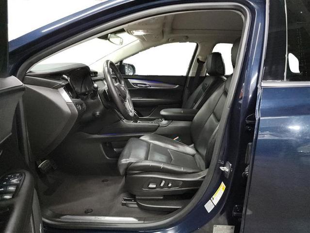 Photo of 2017 Blue Cadillac XT5
