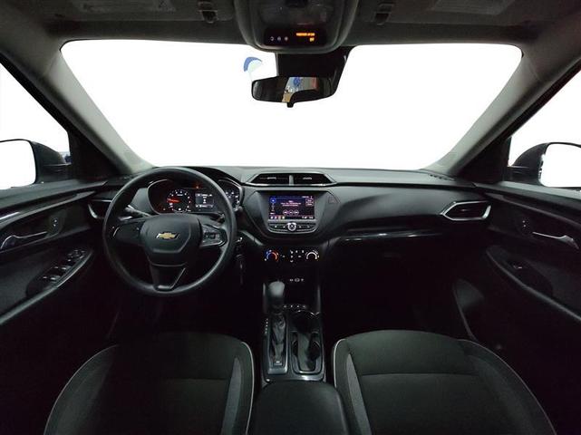 Photo of 2023 White Chevrolet Trailblazer