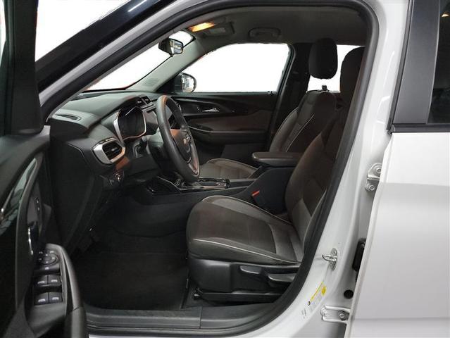 Photo of 2023 White Chevrolet Trailblazer