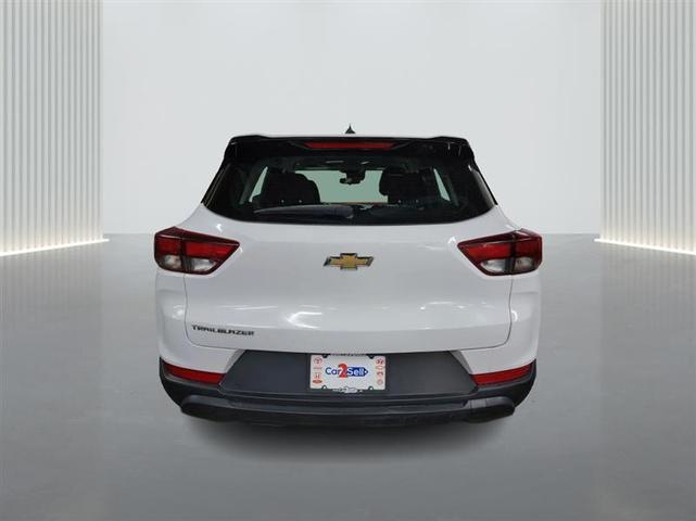 Photo of 2023 White Chevrolet Trailblazer