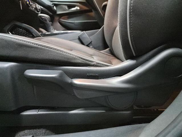 Photo of 2023 White Chevrolet Trailblazer