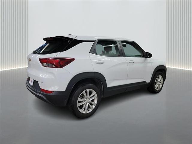 Photo of 2023 White Chevrolet Trailblazer