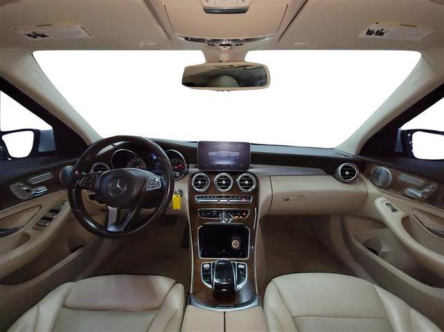 Photo of 2016 White Mercedes-Benz C-Class