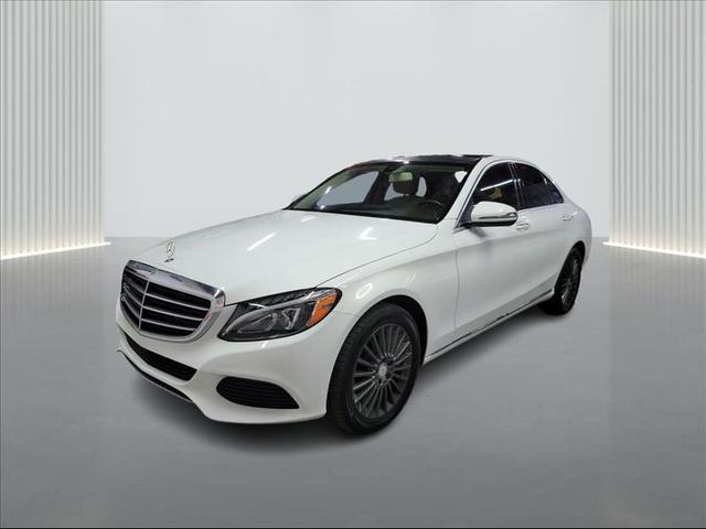 Photo of 2016 White Mercedes-Benz C-Class