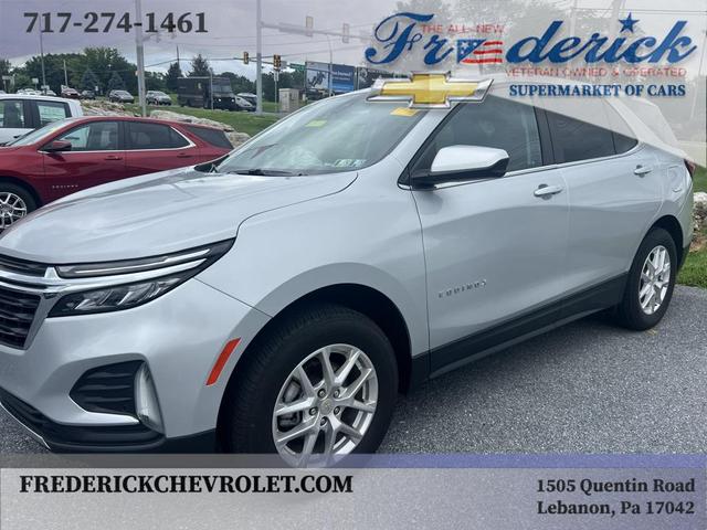 Photo of 2022 Silver Ice Metallic Chevrolet Equinox
