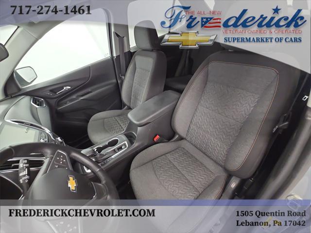 Photo of 2022 Silver Ice Metallic Chevrolet Equinox
