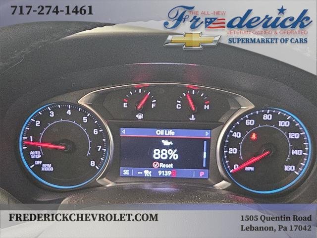 Photo of 2022 Silver Ice Metallic Chevrolet Equinox