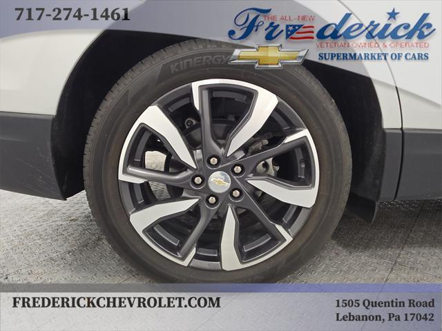 Photo of 2022 Silver Ice Metallic Chevrolet Equinox