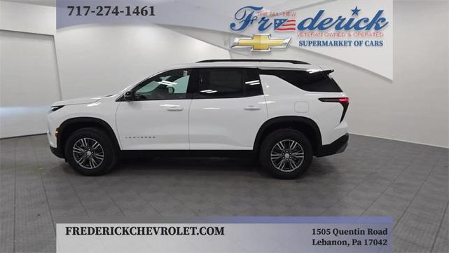 Photo of 2025 Summit White Chevrolet Traverse