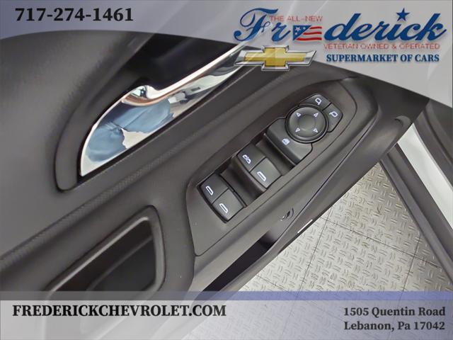 Photo of 2022 Summit White Chevrolet Equinox