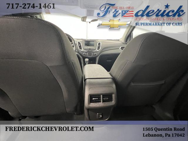 Photo of 2022 Summit White Chevrolet Equinox