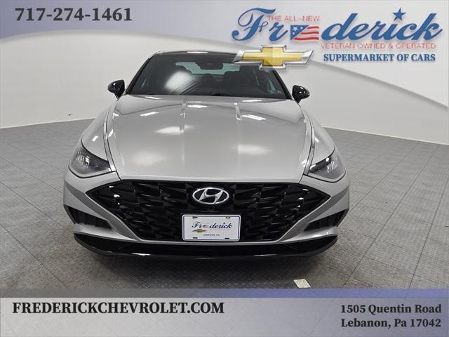 Photo of 2022 Shimmering Silver Pearl Hyundai SONATA