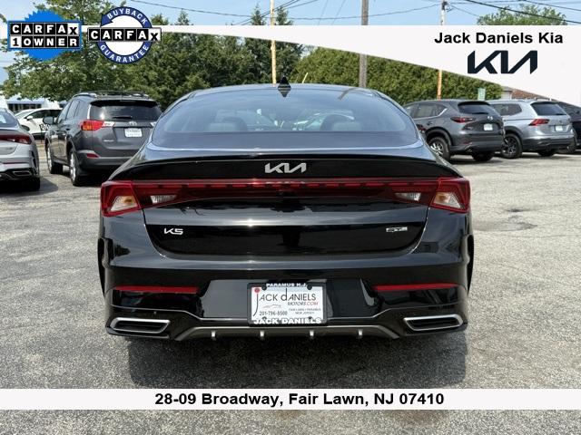 Photo of 2023 Ebony Black Kia K5
