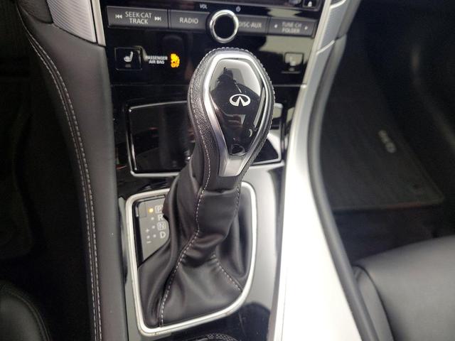 Photo of 2019 Black INFINITI Q50