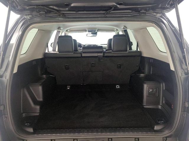 Photo of 2024 Gray Toyota 4Runner