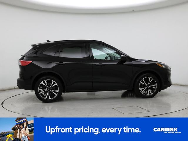 Photo of 2021 Black Ford Escape