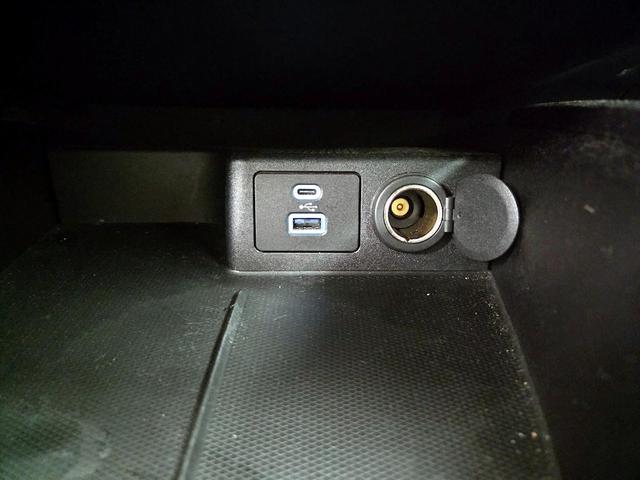 Photo of 2021 Black Ford Escape