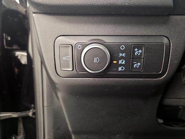 Photo of 2021 Black Ford Escape
