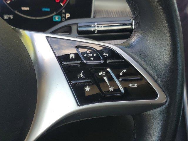 Photo of 2024 Polar White Mercedes-Benz C-Class