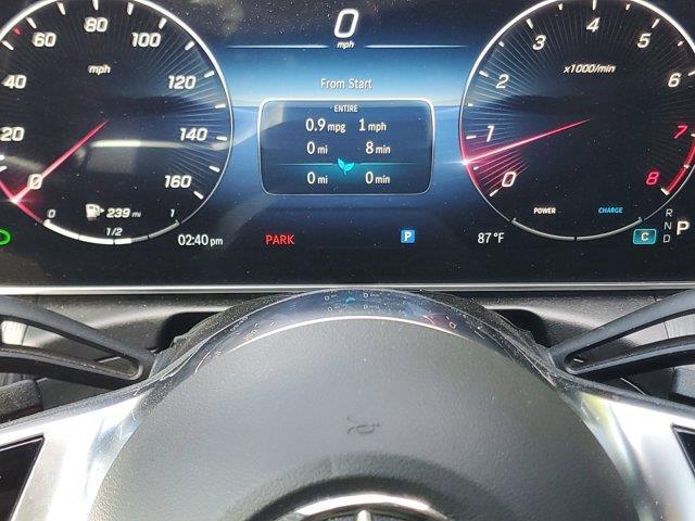 Photo of 2024 Polar White Mercedes-Benz C-Class
