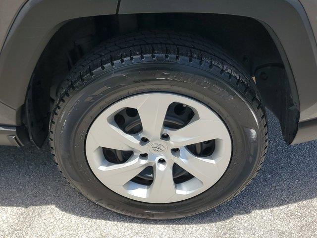 Photo of 2022 Magnetic Gray Metallic Toyota RAV4