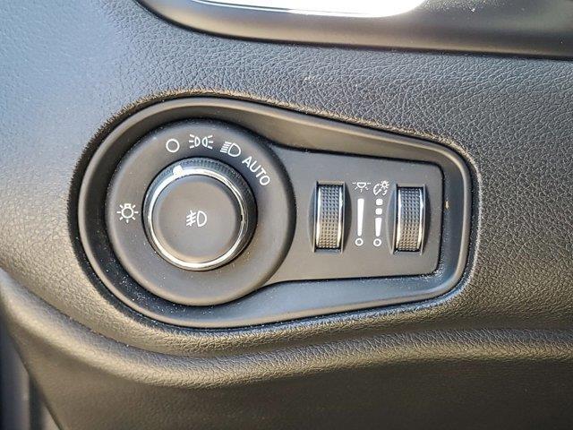 Photo of 2020 Black Clearcoat Jeep Renegade