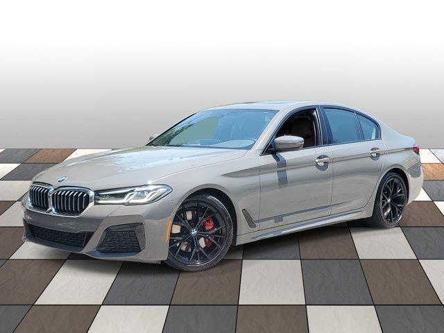 2022 BMW 530