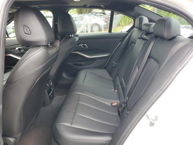 Photo of 2024 Mineral White Metallic BMW 330