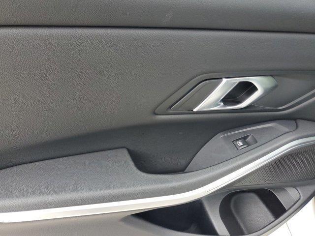 Photo of 2024 Mineral White Metallic BMW 330