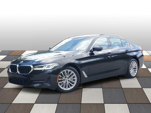 2022 BMW 530