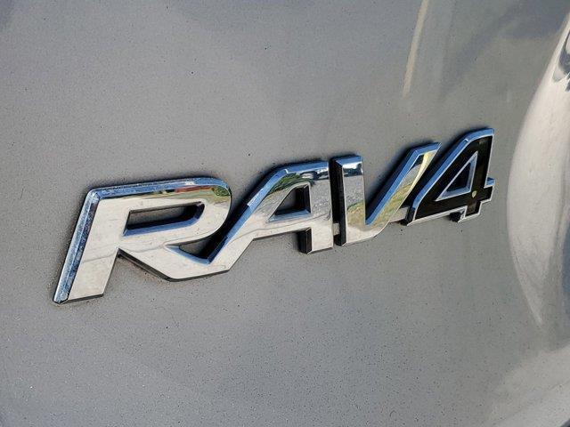 Photo of 2019 Silver Sky Metallic Toyota RAV4
