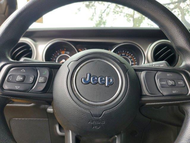Photo of 2021 Hellayella Clearcoat Jeep Wrangler Unlimited