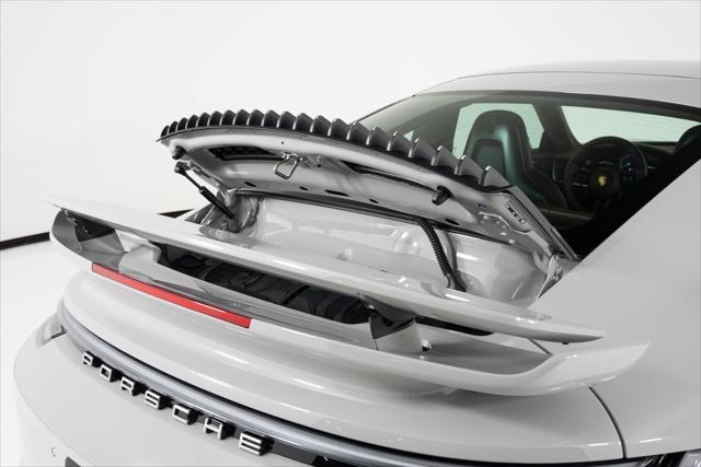 Photo of 2024 Chalk Porsche 911