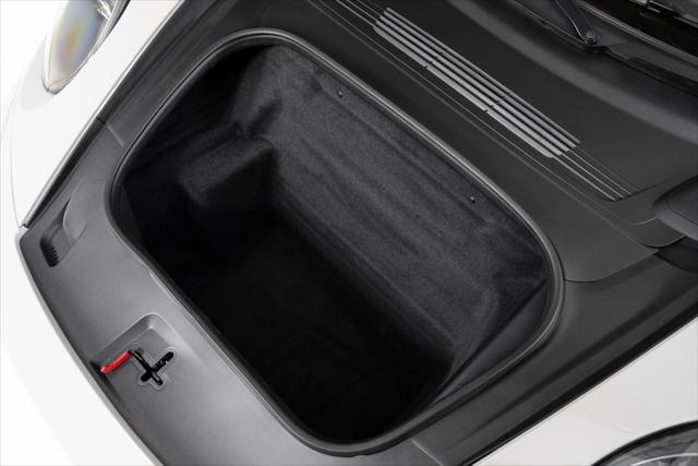 Photo of 2024 Chalk Porsche 911