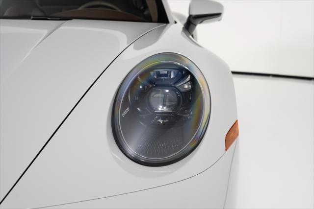Photo of 2024 Chalk Porsche 911