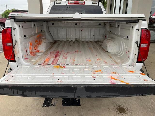 Photo of 2021 Summit White Chevrolet Colorado