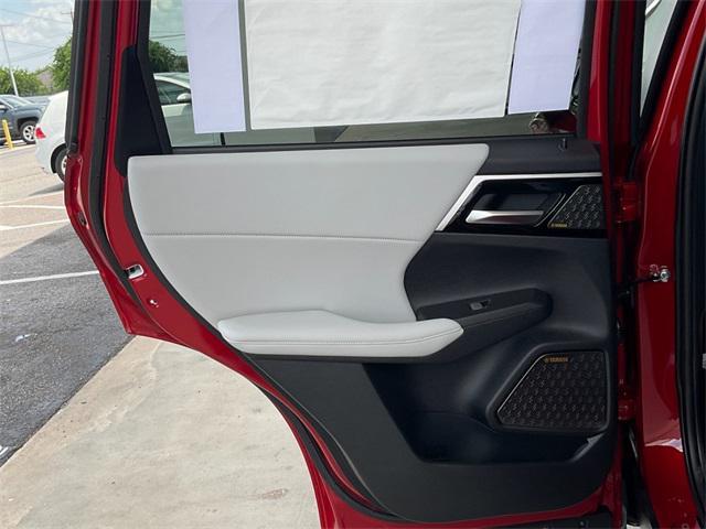 Photo of 2025 Red Diamond Mitsubishi Outlander
