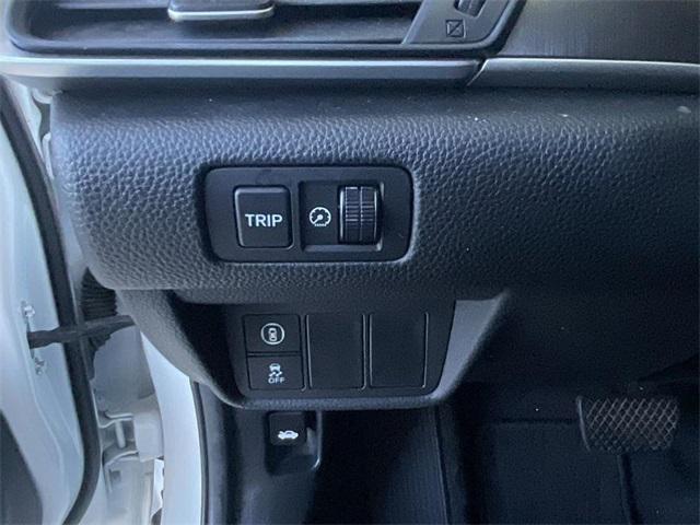 Photo of 2021 Platinum White Pearl Honda Accord Hybrid