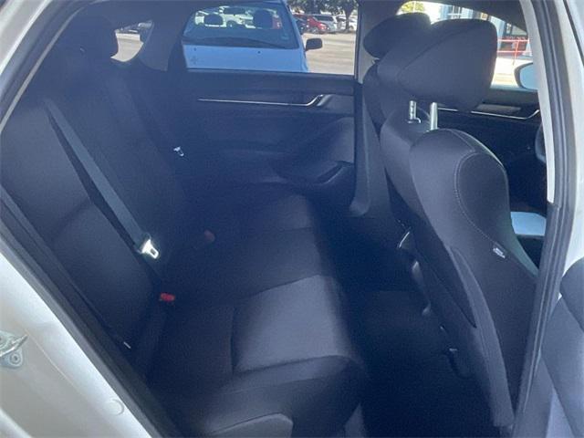 Photo of 2021 Platinum White Pearl Honda Accord Hybrid