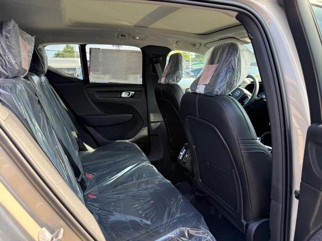 Photo of 2026 Sand Dune Metallic Volvo XC40