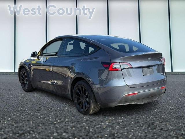 Photo of 2021 Midnight Silver Tesla Model Y