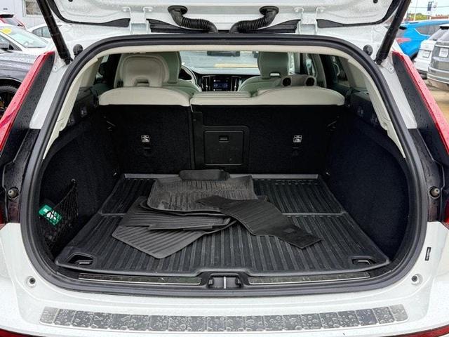 Photo of 2024 Crystal White Volvo V60 Cross Country