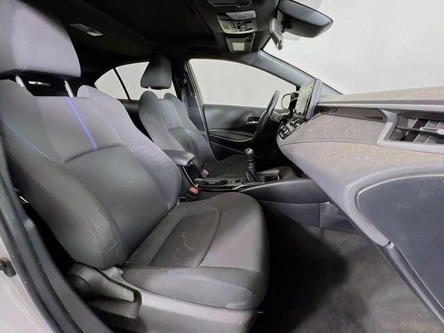Photo of 2022 Classic Silver Metallic Toyota Corolla