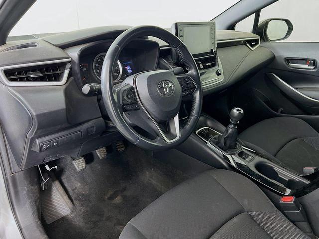 Photo of 2022 Classic Silver Metallic Toyota Corolla