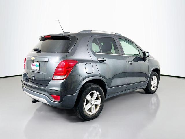 Photo of 2019 Nightfall Gray Metallic Chevrolet Trax