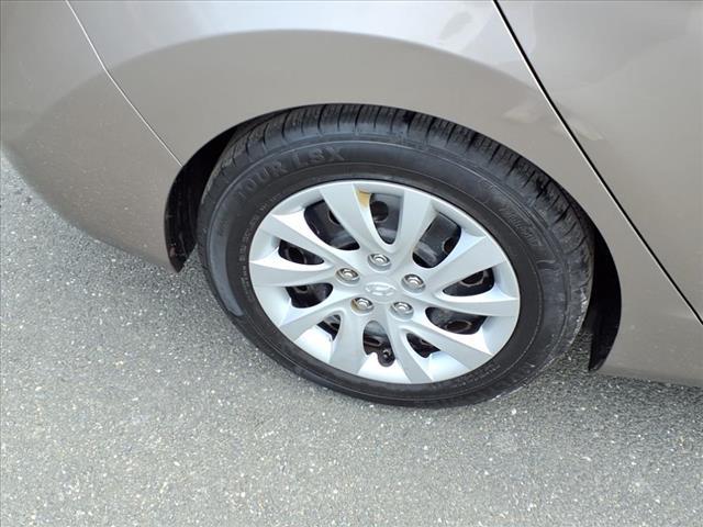 Photo of 2012 Beige Hyundai ELANTRA