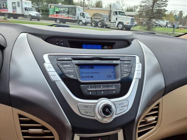 Photo of 2012 Beige Hyundai ELANTRA