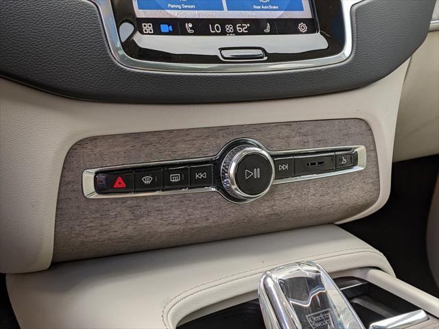 Photo of 2023 Denim Blue Metallic Volvo XC90 Recharge Plug-In Hybrid
